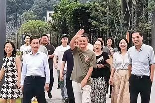 巴兹利：我当年KO鲁尼那一拳真准，愿跟他再打一场卖票钱做慈善